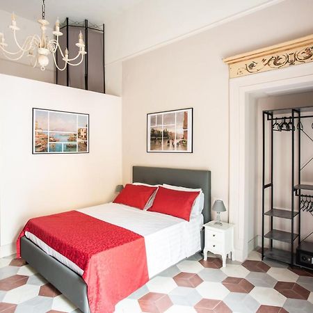 Отель Foriart Relais Неаполь Экстерьер фото