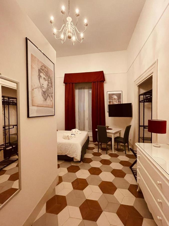 Отель Foriart Relais Неаполь Экстерьер фото